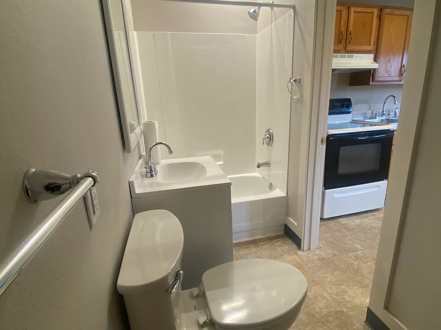 1 bed, $850 — Photo 3