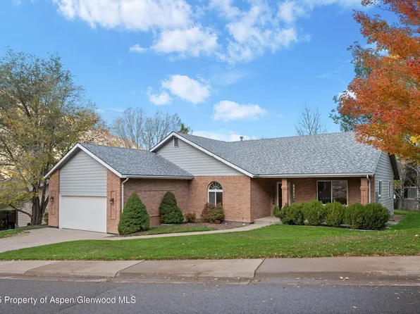 634 1st St, New Castle, CO 81647