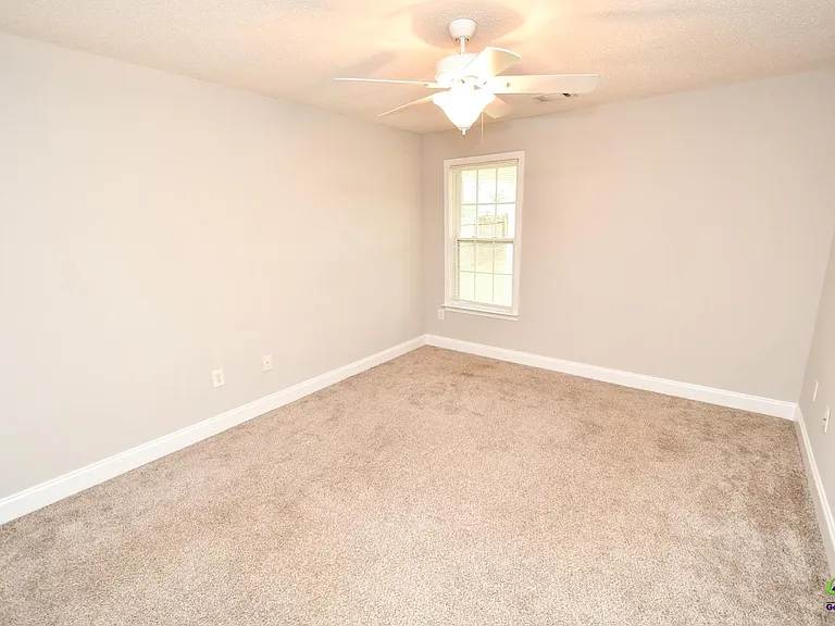 304 Newport Ave — Photo 22