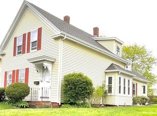 10 Sawyer St, Wareham, MA 02571