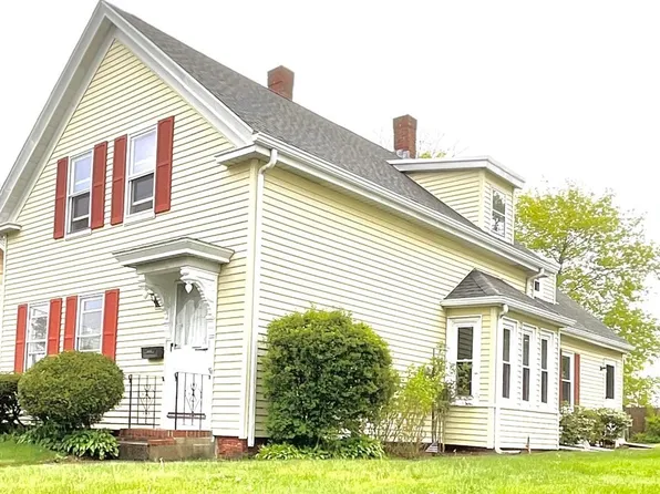 10 Sawyer St, Wareham, MA 02571
