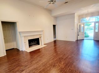 1017 McCoy Dr, Irving, TX 75062