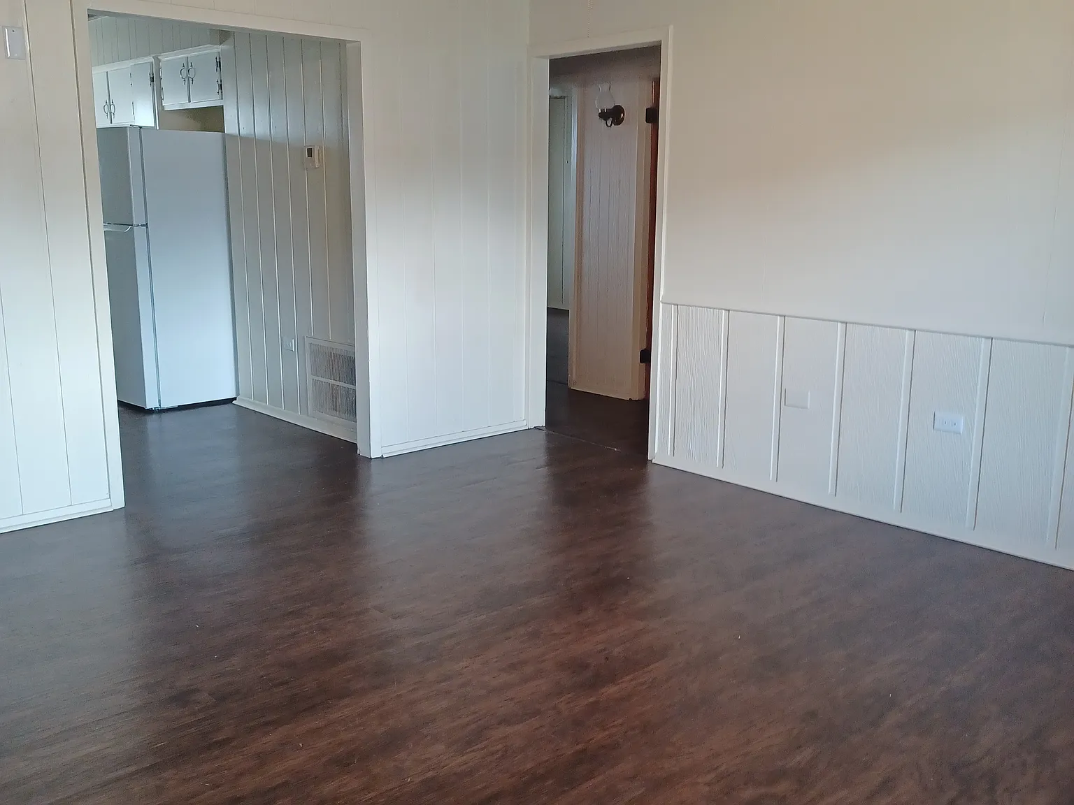 2 bed, 950 sqft, $925 — Photo 2