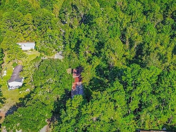 5th image of 247 Cedar Lane