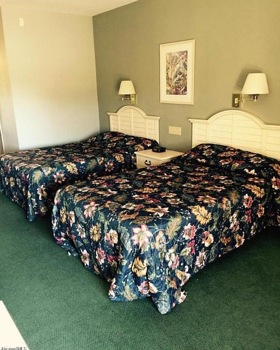 1st image of 2180 Country Club Dr #201