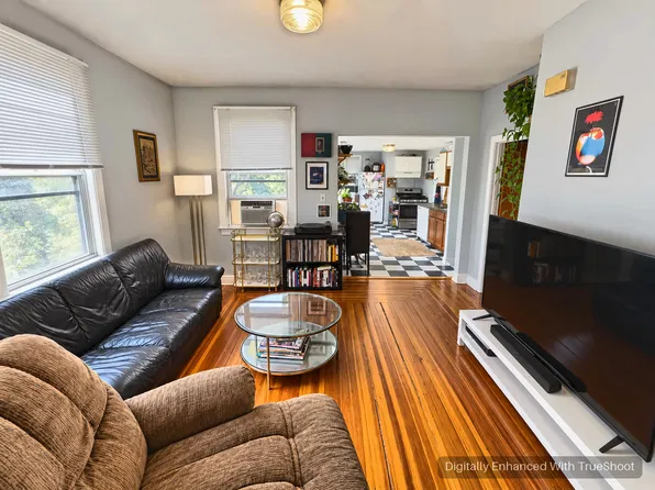 186 Holland St #2, Somerville, MA 02144