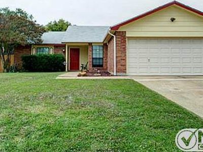 422 Alva Dr, Grand Prairie, TX, 75052
