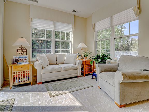 5th image of 11653 Sunderlin Dr