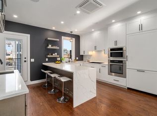 8 Kemble Pl, South Boston, MA 02127