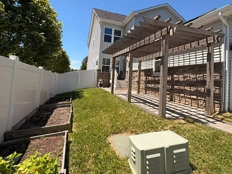 22110 Fulmer Ave — Photo 4