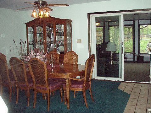 Dining Room w/sliders to Sunroom