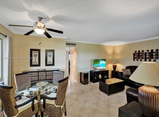 5300 Washington St APT B321, Hollywood, FL 33021