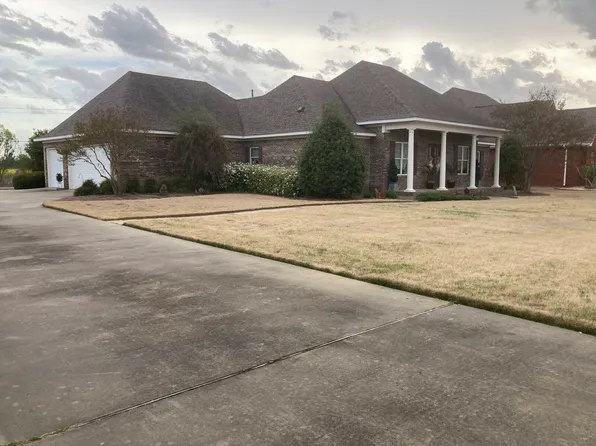 1200 Robert Ext E #Lee, Greenwood, MS 38930