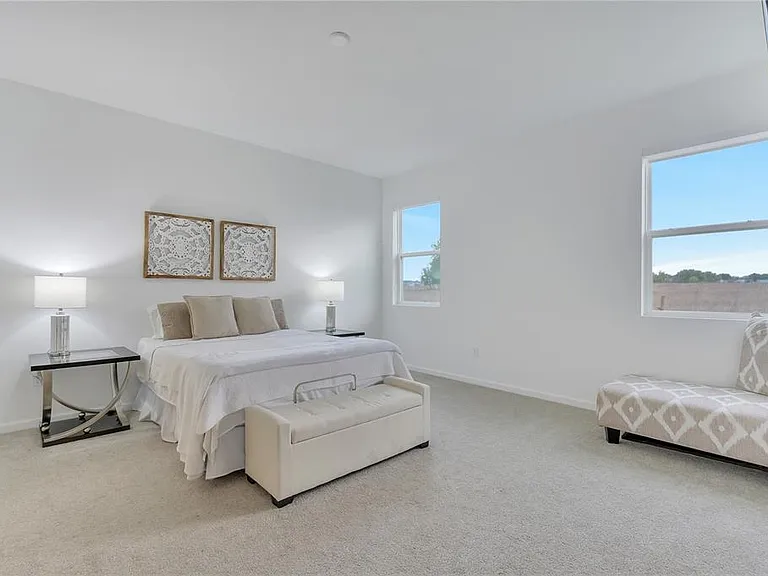 1098 Boardwalk Pl — Photo 27