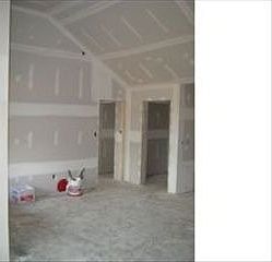 2nd image of 1805 Warwick Dr