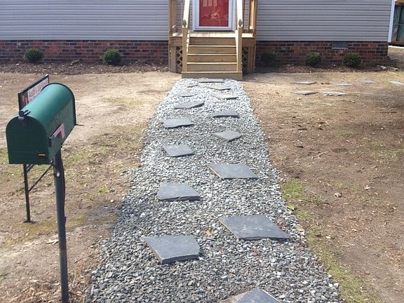 2nd image of 6000 Meadwood Cir