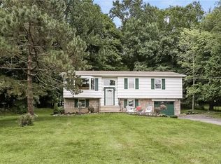 22 Steiner Dr, Mahopac, NY 10541