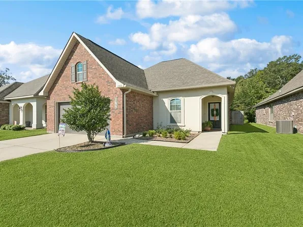 8966 Falling Oak Dr, Baton Rouge, LA 70817