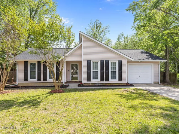 104 Lanell Court, Hubert, NC 28539