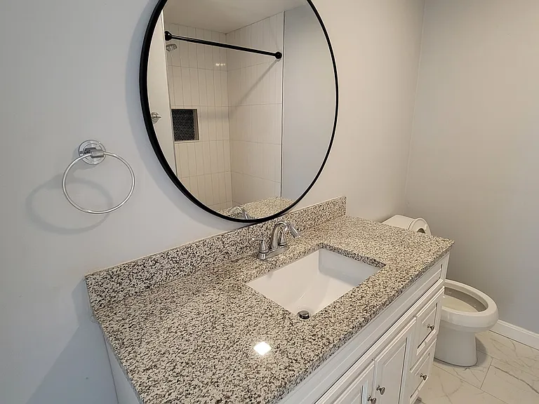 7 Gibbs St #7 — Photo 12