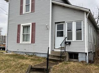 11 24th St SW, Barberton, OH 44203