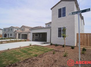 3108 Long Leaf Ln, Shafter, CA 93263