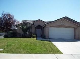 2803 Flint Hills Dr, Bakersfield, CA