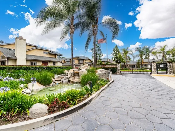 630 W Palm Ave APT 44, Orange, CA 92868