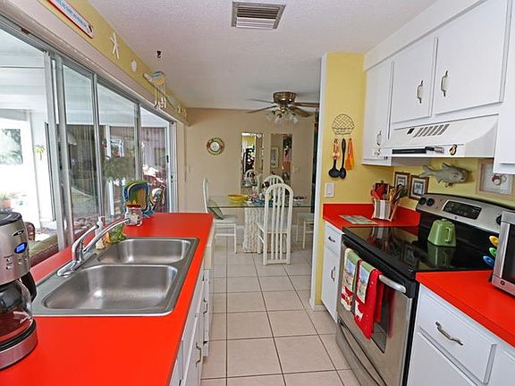 5th image of 18621 Lake Worth Blvd