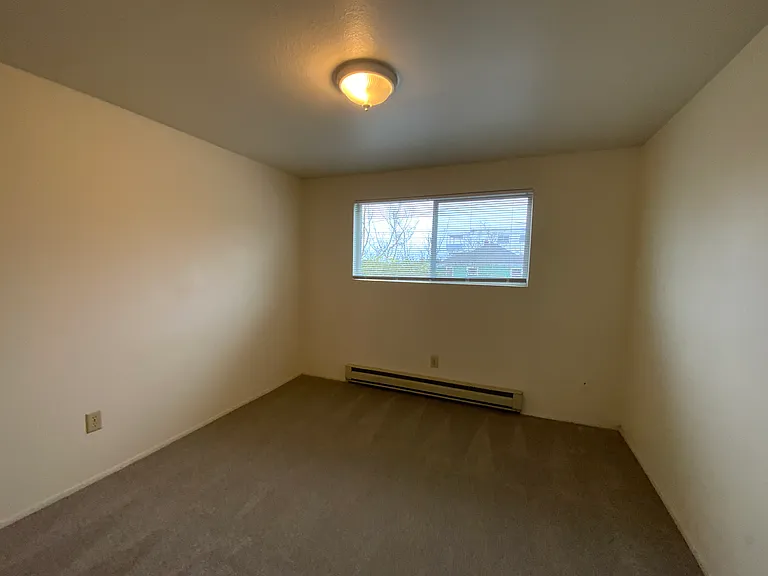2405 Grand Ave #8 — Photo 10