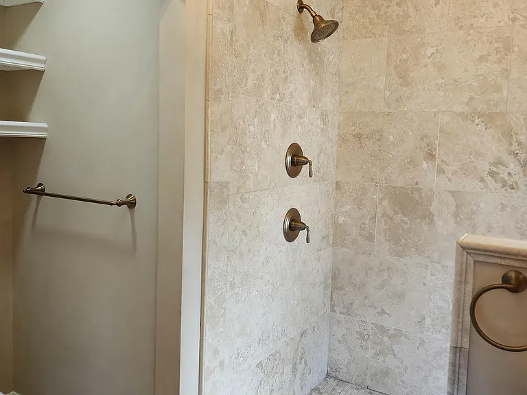 212 Saint Johns Ave #212 — Photo 43