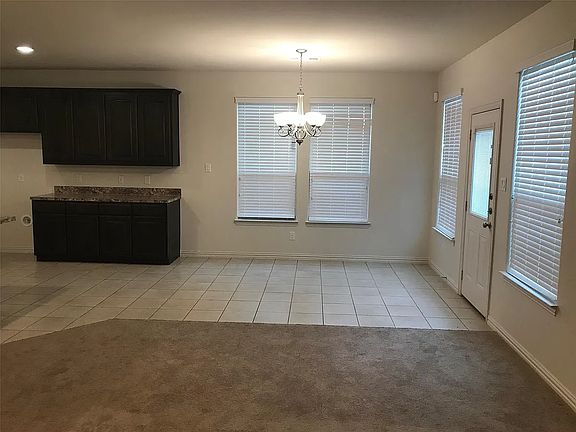 3rd image of 353 Lead Creek Dr
