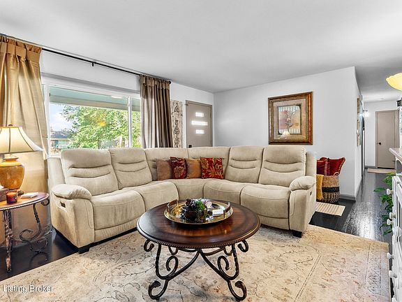 4th image of 9906 Sunkist Way
