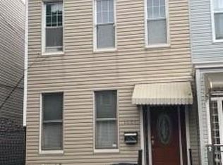 1864 Harman St, Flushing, NY 11385