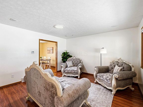 5th image of 2018 Candleberry Dr