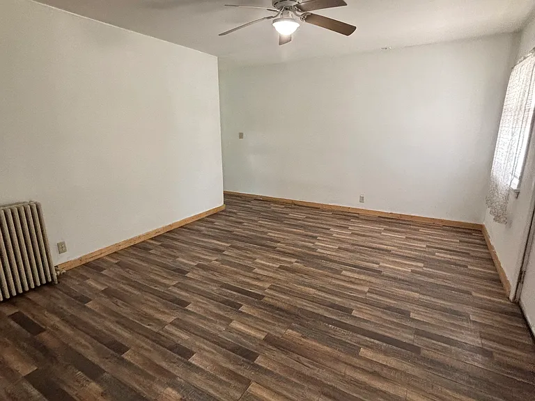 320 W Main St #11 — Photo 2