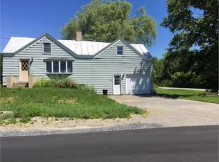 5 Roderick Rd, Clinton, ME 04927