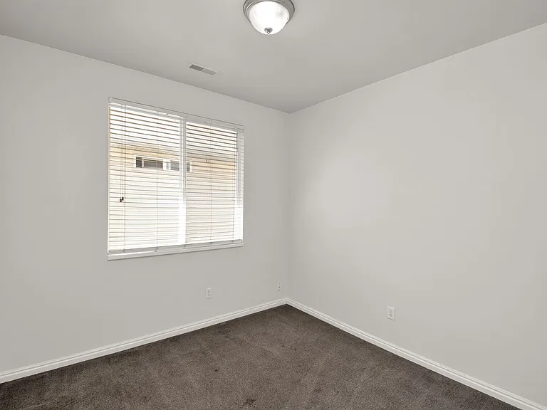 286 N Caleb Dr — Photo 14