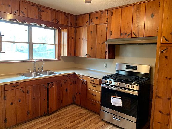 2nd image of 502 Avalon Dr