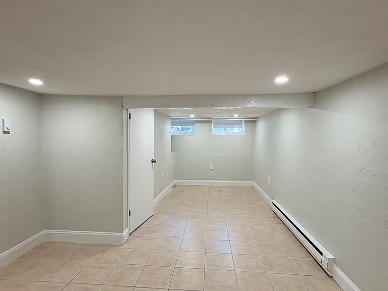 314 Proctor Ave — Photo 3