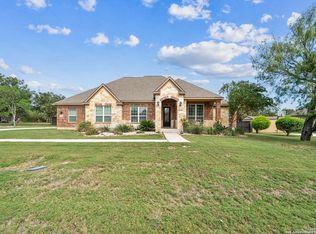130 Sunrise Hl, Castroville, TX 78009