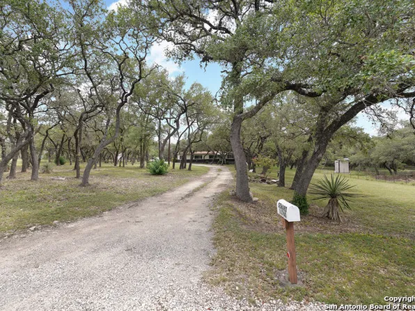 11760 Sunset Woods, Helotes, TX 78023