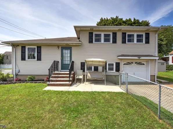 1700 W Camplain Rd, Manville Boro, NJ 08835