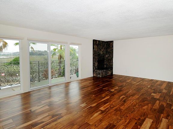 Living room with fireplace