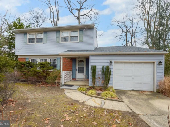 22 Plymouth Dr, Cherry Hill, NJ 08034