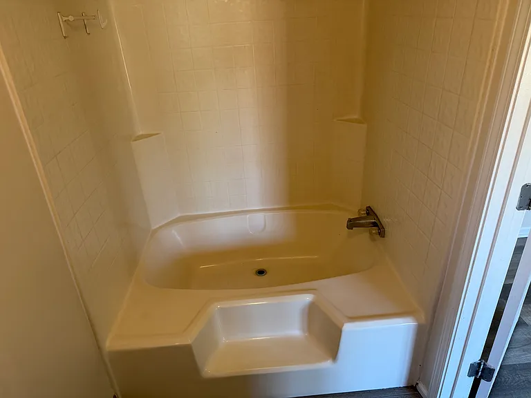 3993 Miller Dr — Photo 15