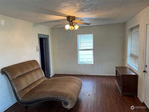 2nd image of 3120 S 13th St