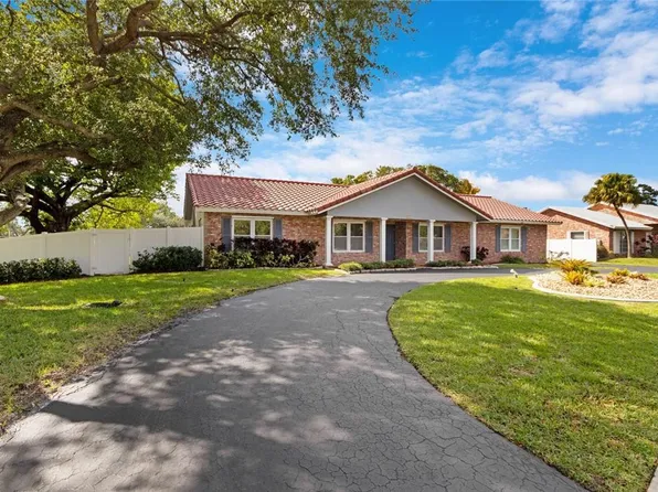 2041 SW 52nd Avenue, Plantation, FL 33317