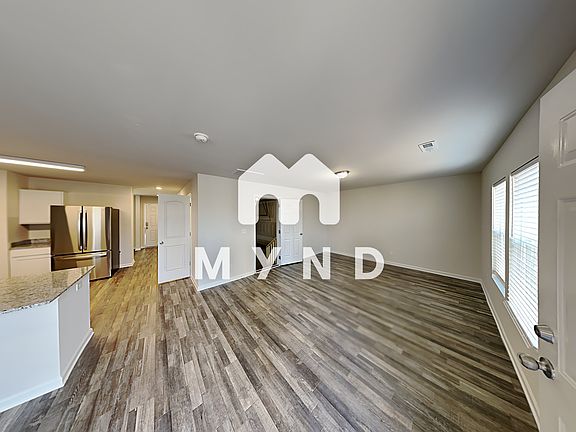 3rd image of 139 Mountain Crest Dr #105