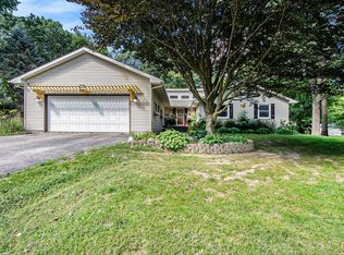 7715 Marquis Dr, Dexter, MI 48130